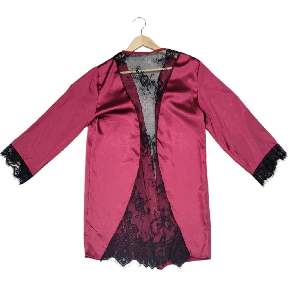 Red /Black Robe Set - Picture 7 of 9